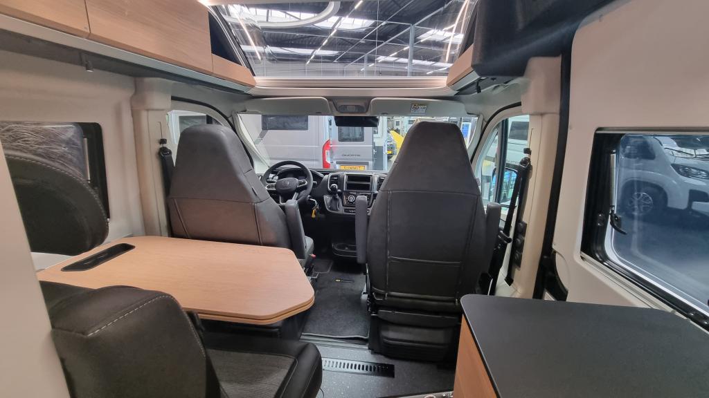 adria-twin-select-600-slb-12