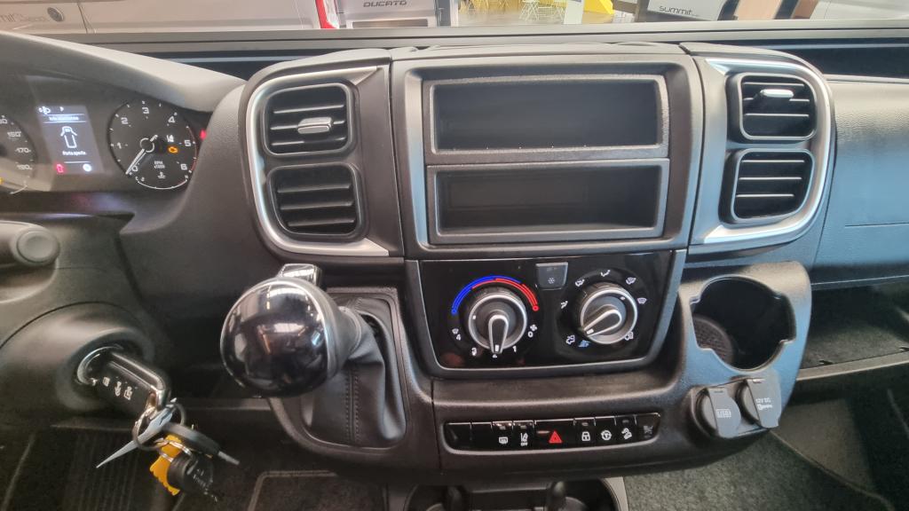 adria-twin-select-600-slb-16