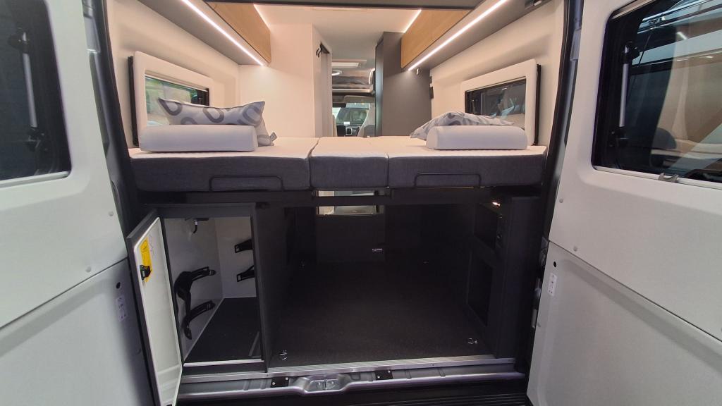 adria-twin-640-slb-60-year-11