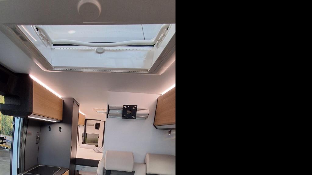 adria-twin-640-sgx-60-year-5