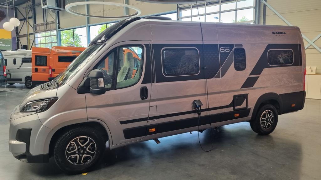 adria-twin-640-sgx-60-year-28