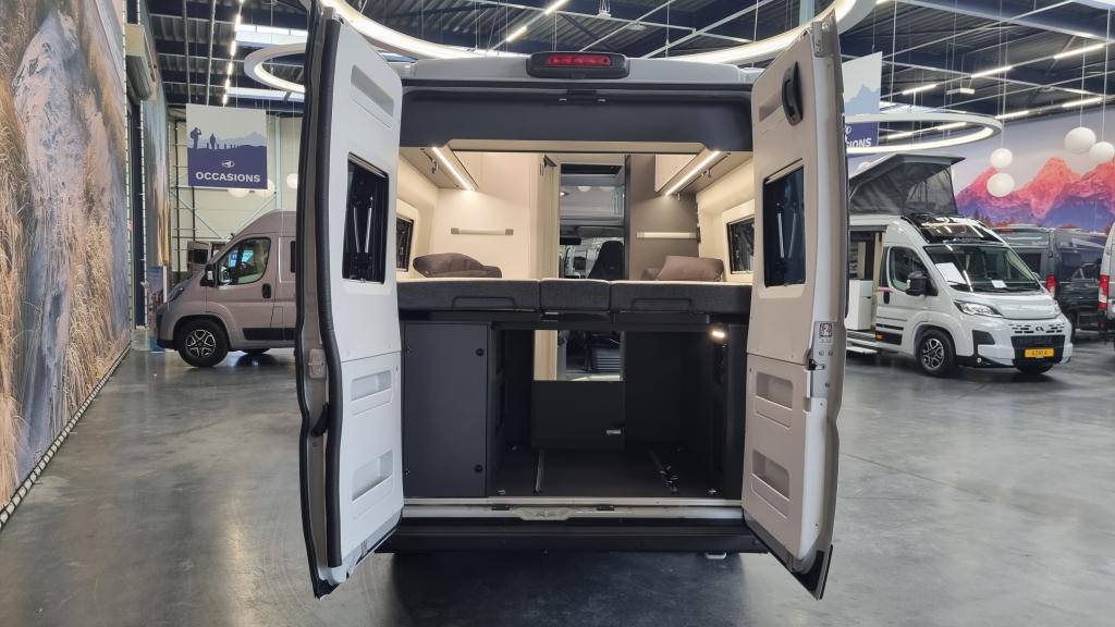 adria-twin-supreme-640-slb-10