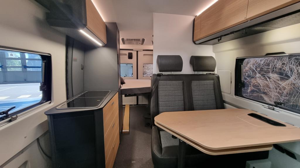adria-twin-600-spb-6