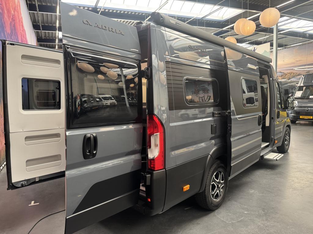 adria-twin-supreme-640-slb-2