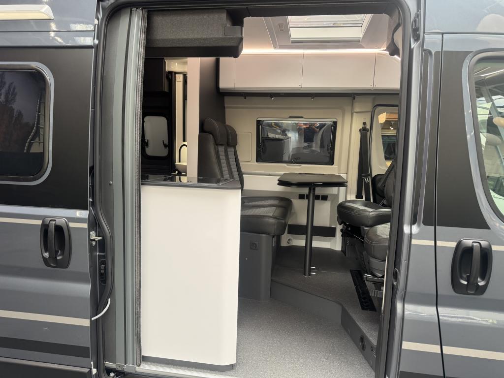 adria-twin-supreme-640-slb-7